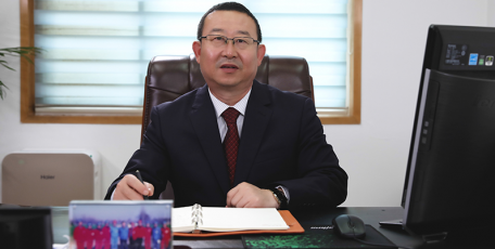 第八屆陜西省優(yōu)秀企業(yè)家風(fēng)采 ——西安長慶化工集團有限公司董事長、經(jīng)理、黨委副書記 郝世英