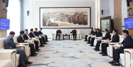 張文琪會(huì)見中國化學(xué)工程集團(tuán)黨委書記、董事長莫鼎革一行