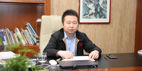 第八屆陜西省優(yōu)秀企業(yè)家風(fēng)采 ——寶雞聚豐房地產(chǎn)開發(fā)（集團(tuán)）有限公司 總裁  王峰