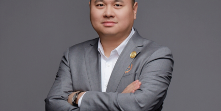 第八屆陜西省優(yōu)秀企業(yè)家風(fēng)采 ——陜西海燕新能源（集團(tuán)）有限公司 黨支部書記、總經(jīng)理  王海峰
